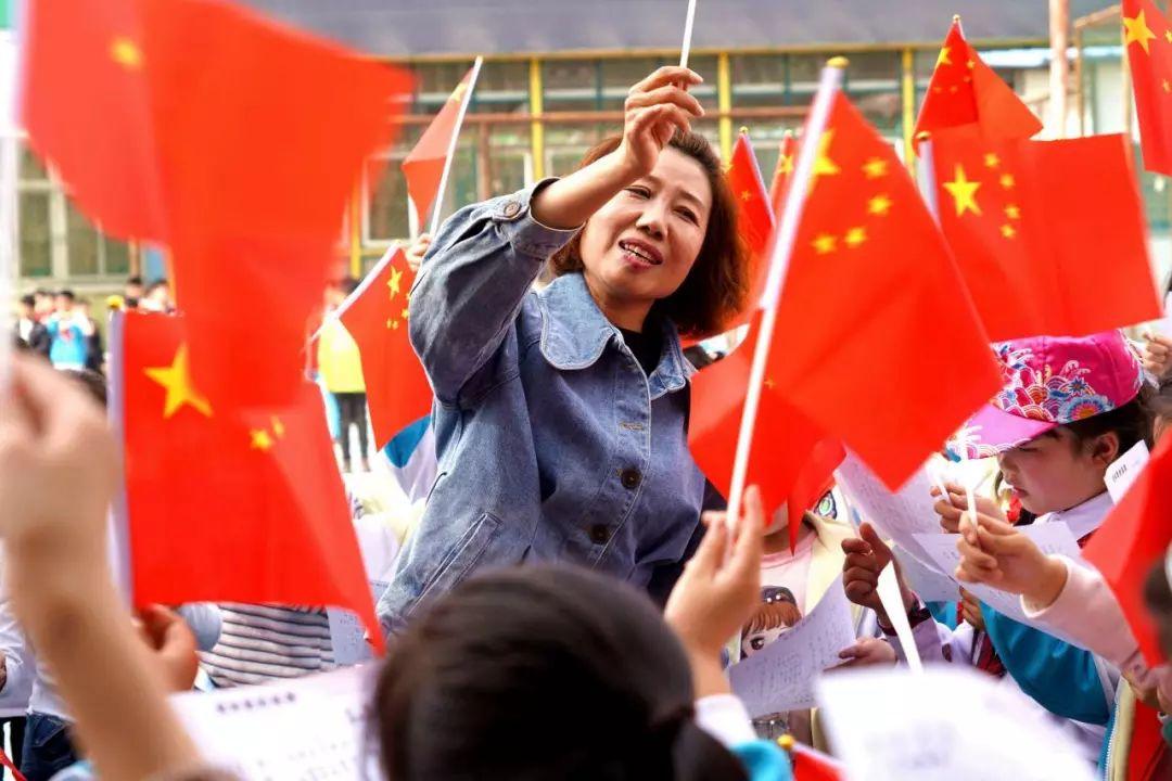 破碎的雕像